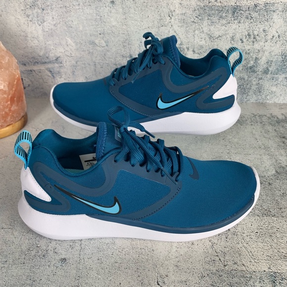 women's nike lunarsolo running shoes